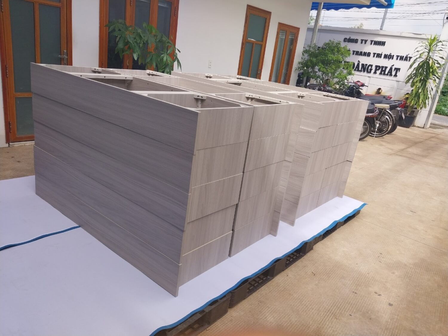 gia công hàng cabinet