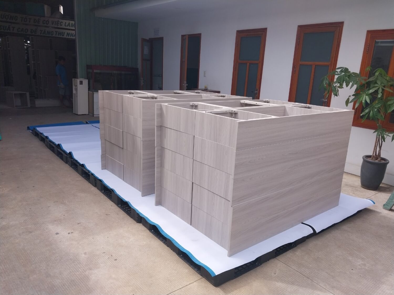 gia công hàng cabinet